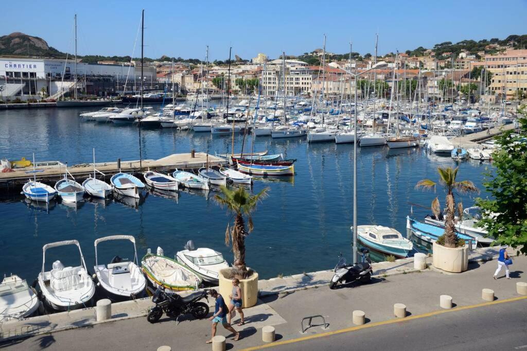 La Ciotat - Magnifique Appartement Climatise Sur Le Port Εξωτερικό φωτογραφία