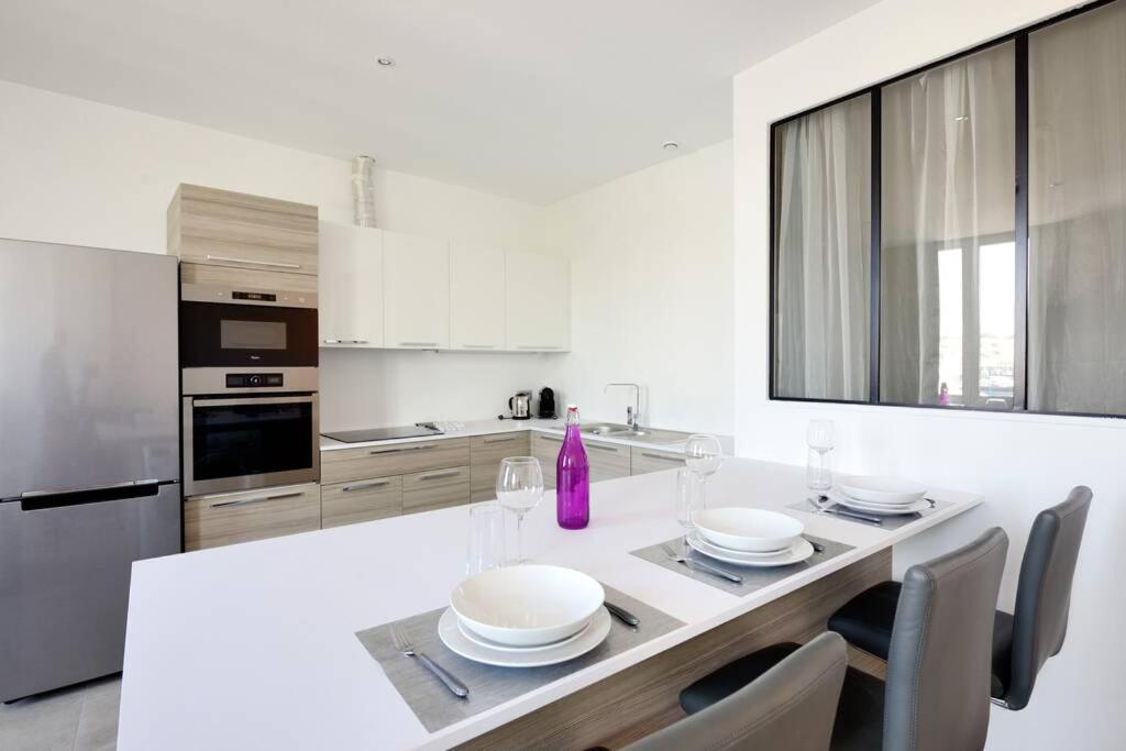 La Ciotat - Magnifique Appartement Climatise Sur Le Port Εξωτερικό φωτογραφία